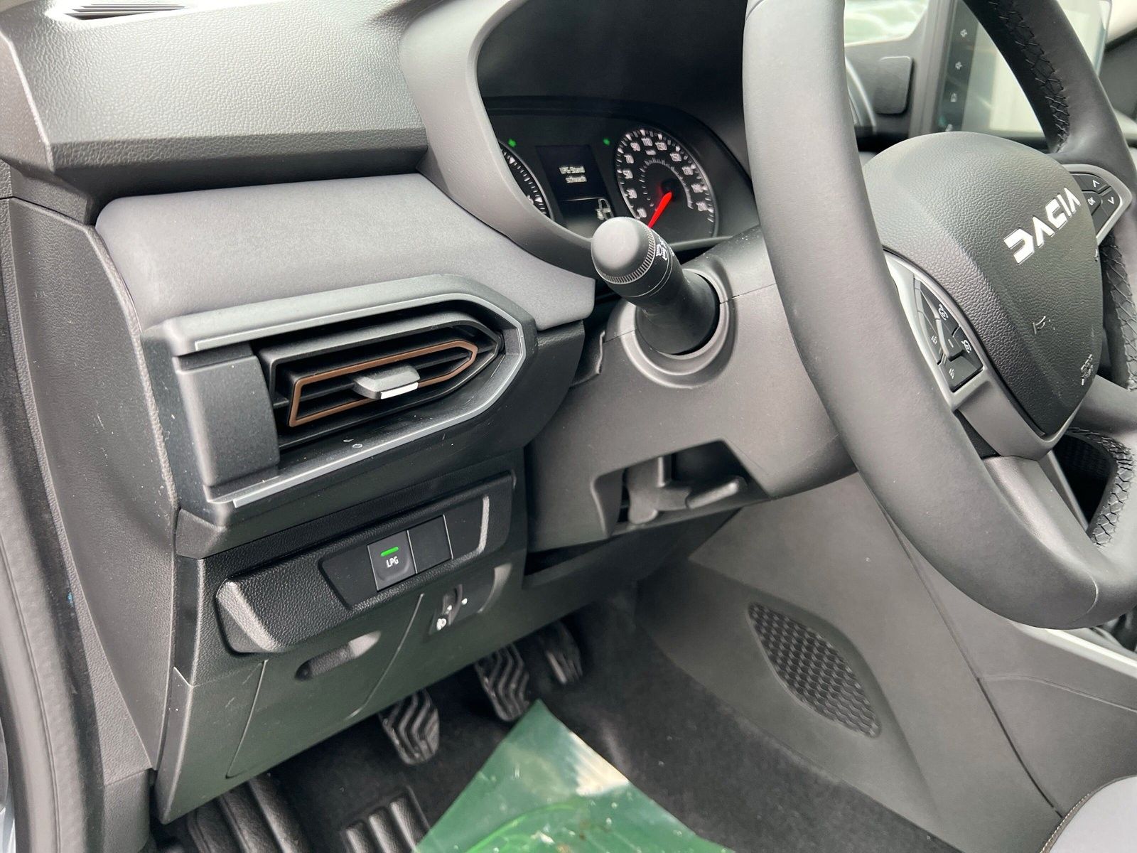 Fahrzeugabbildung Dacia Jogger Extreme+ TCe 100 Eco-G