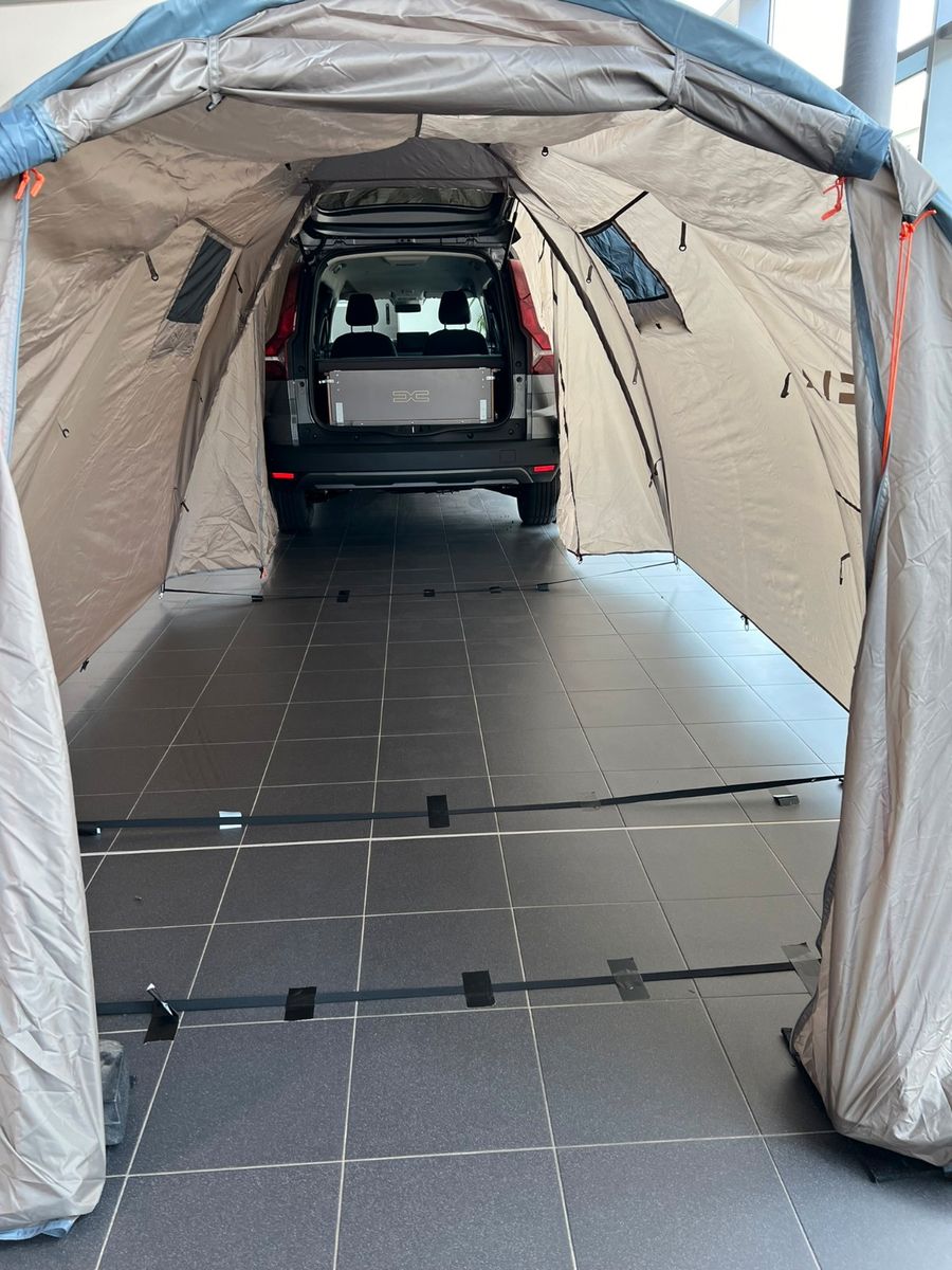 Fahrzeugabbildung Dacia Jogger Extreme+ Tce 110 Zelt und Bett Sleep Pack