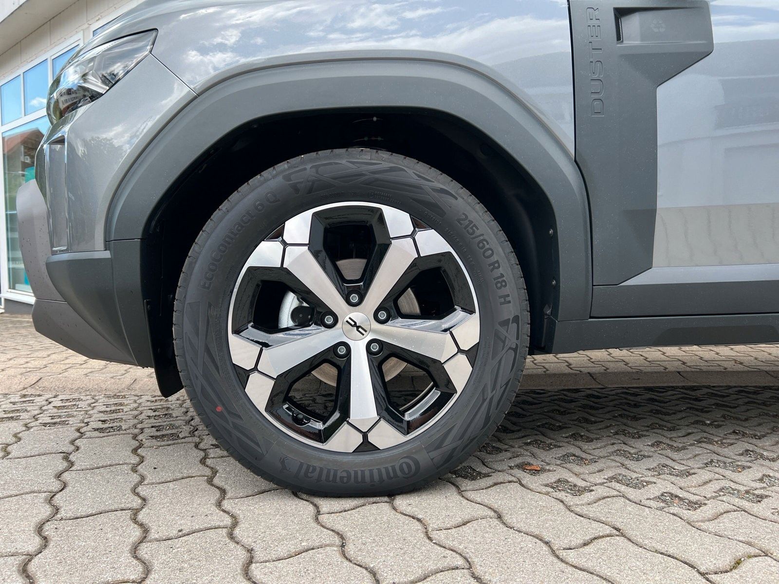 Fahrzeugabbildung Dacia Duster TCe 130 Journey