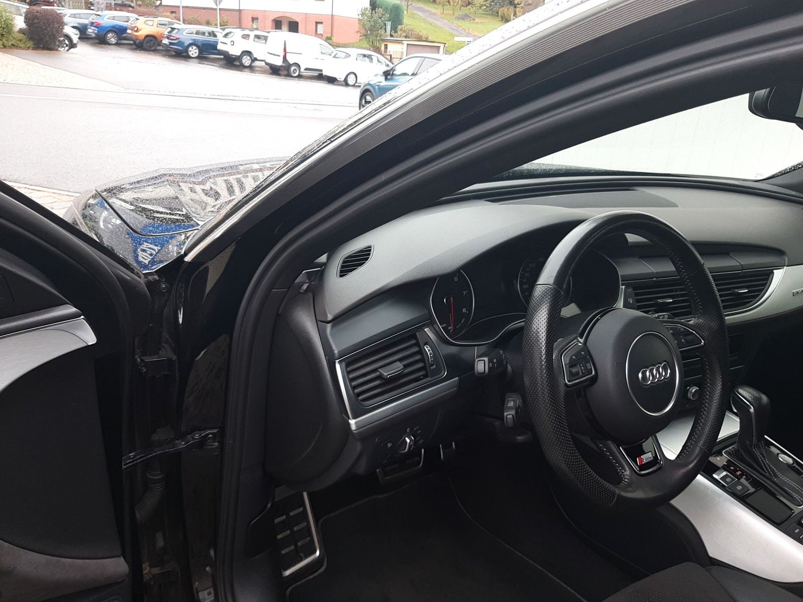 Fahrzeugabbildung Audi A6 Avant 2.0 TFSI quattro DSG