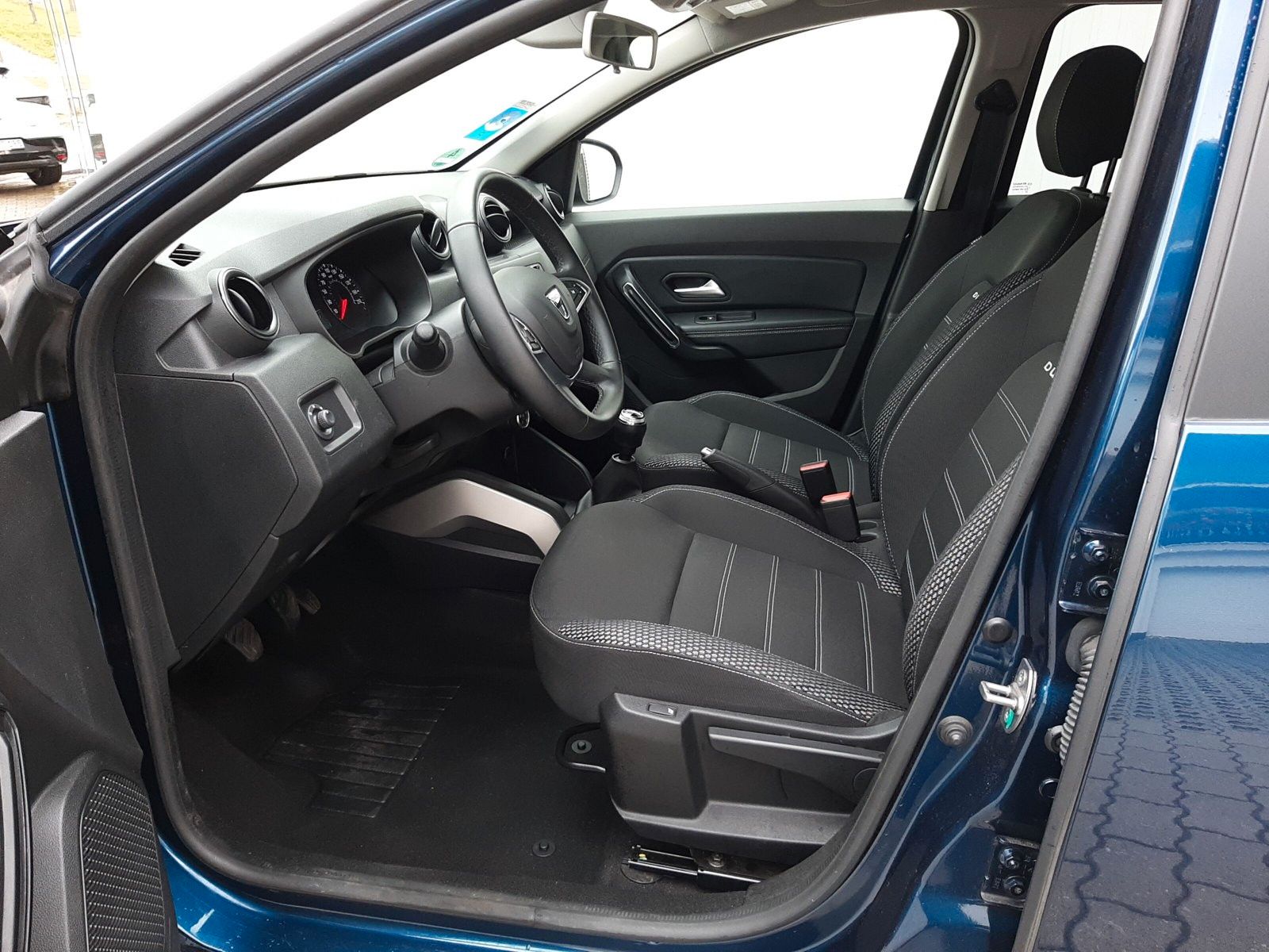 Fahrzeugabbildung Dacia Duster II Prestige TCe 125 4x2